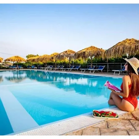 Marina Di Ragusa Residence Aparthotel