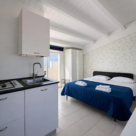 Marina Di Ragusa Residence 拉古萨的码头